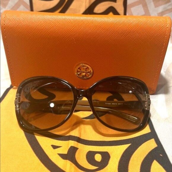 Tory Burch Accessories - TORY BURCH TY7022 WOMEN'S CAT EYE SUNGLASSES